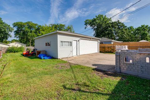 Tiny photo for 1113 Franklin Avenue, Winthrop Harbor, IL 60096 (MLS # 12453201)