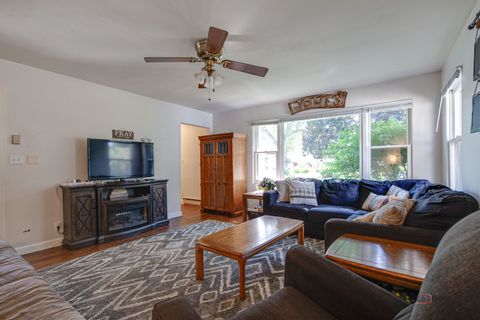 Tiny photo for 1113 Franklin Avenue, Winthrop Harbor, IL 60096 (MLS # 12453201)