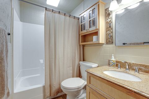 Tiny photo for 1113 Franklin Avenue, Winthrop Harbor, IL 60096 (MLS # 12453201)