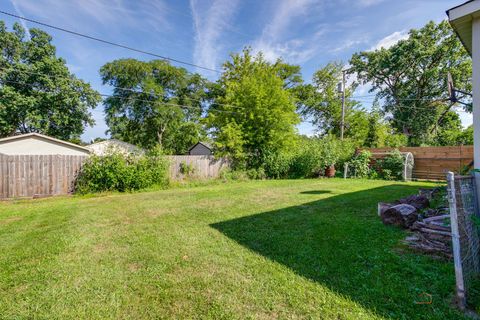 Tiny photo for 1113 Franklin Avenue, Winthrop Harbor, IL 60096 (MLS # 12453201)