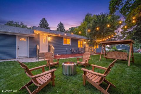 Tiny photo for 28069 N Lake Drive, Wauconda, IL 60084 (MLS # 12695179)