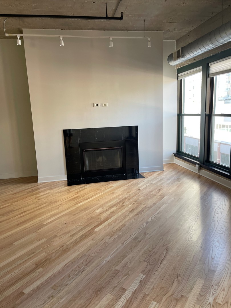 411 W ONTARIO Street 616