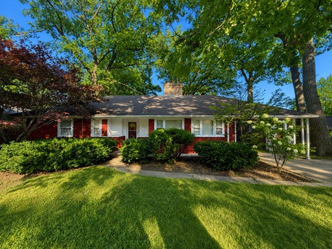 Photo of 2811 FOREST Lane, Waukegan, IL 60087 (MLS # 12711003)