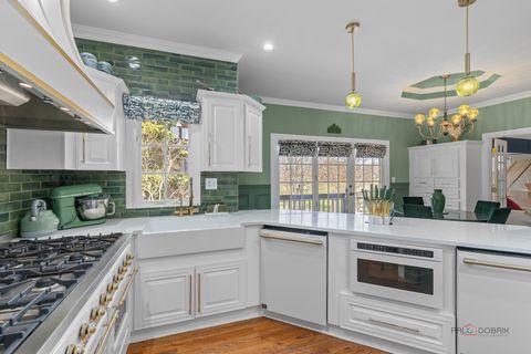 Tiny photo for 406 Kenmare Drive, Burr Ridge, IL 60527 (MLS # 12593677)