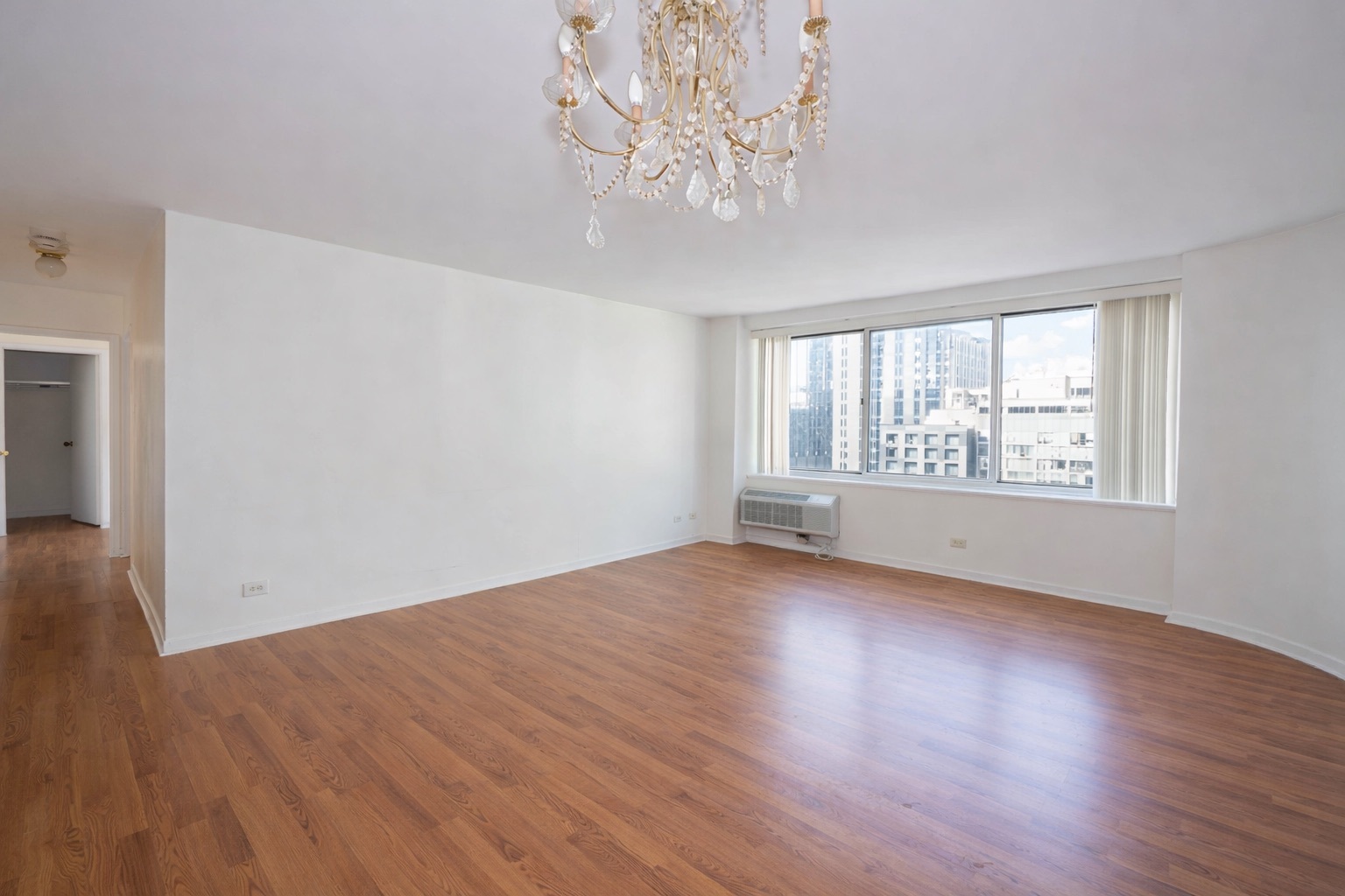 211 E Ohio Street 2821