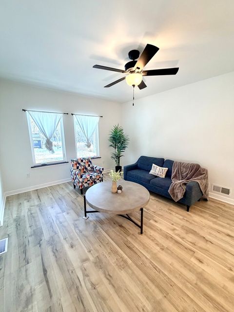 Tiny photo for 1480 Raymond Street Raymond Street, South Elgin, IL 60177 (MLS # 12542316)