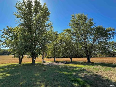 Tiny photo for 878 County Road 600 N, Sims, IL 62886 (MLS # EB460089)