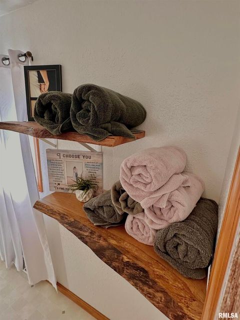 Tiny photo for 878 County Road 600 N, Sims, IL 62886 (MLS # EB460089)