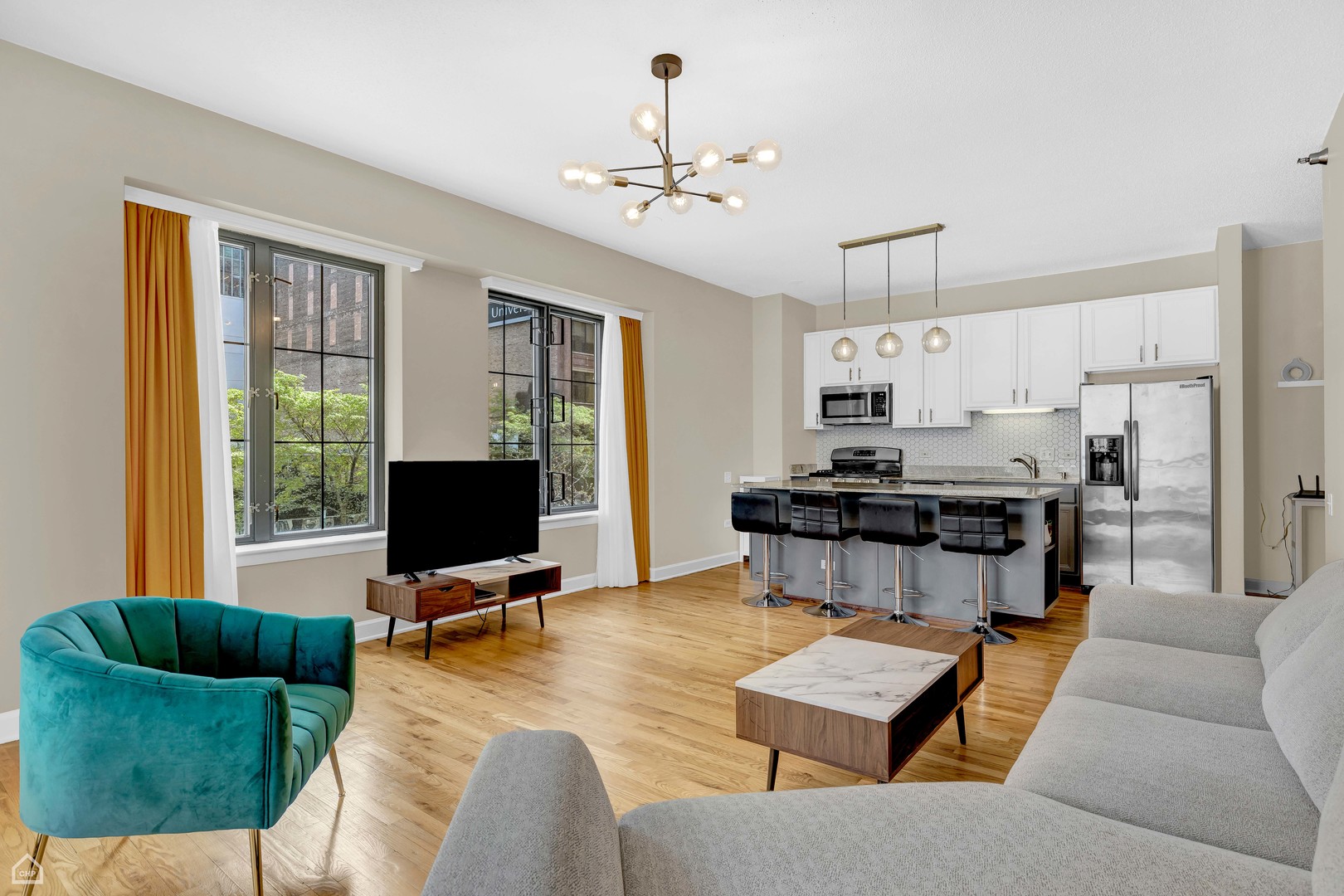 41 E 8th Street 2A