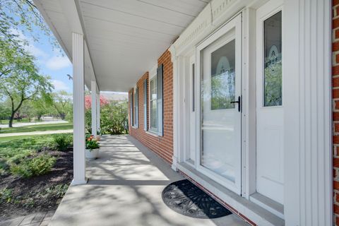 Tiny photo for 6914 Richmond Avenue, Darien, IL 60561 (MLS # 12601084)