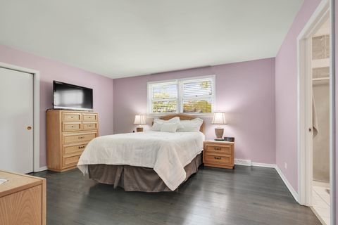 Tiny photo for 6914 Richmond Avenue, Darien, IL 60561 (MLS # 12601084)