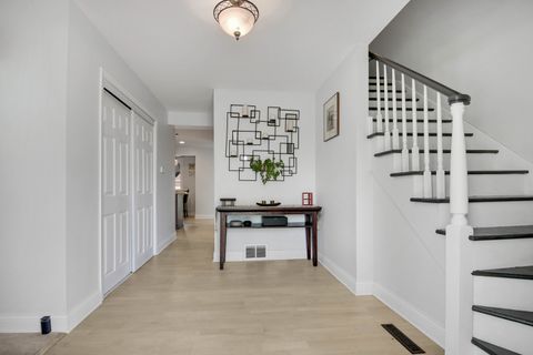 Tiny photo for 6914 Richmond Avenue, Darien, IL 60561 (MLS # 12601084)