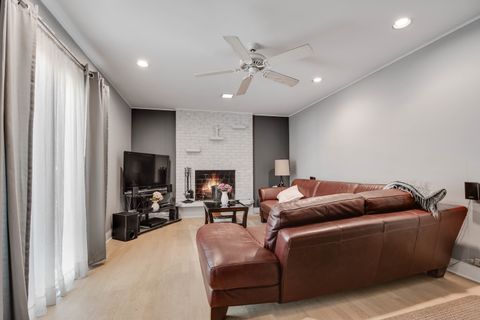 Tiny photo for 6914 Richmond Avenue, Darien, IL 60561 (MLS # 12601084)