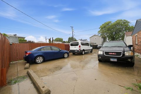 Tiny photo for 125 N 22nd Avenue, Melrose Park, IL 60160 (MLS # 12647446)