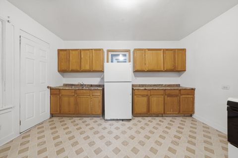 Tiny photo for 125 N 22nd Avenue, Melrose Park, IL 60160 (MLS # 12647446)