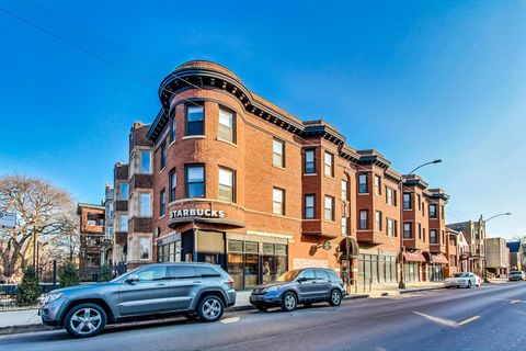 2541 N California Avenue 3 Chicago IL 60647