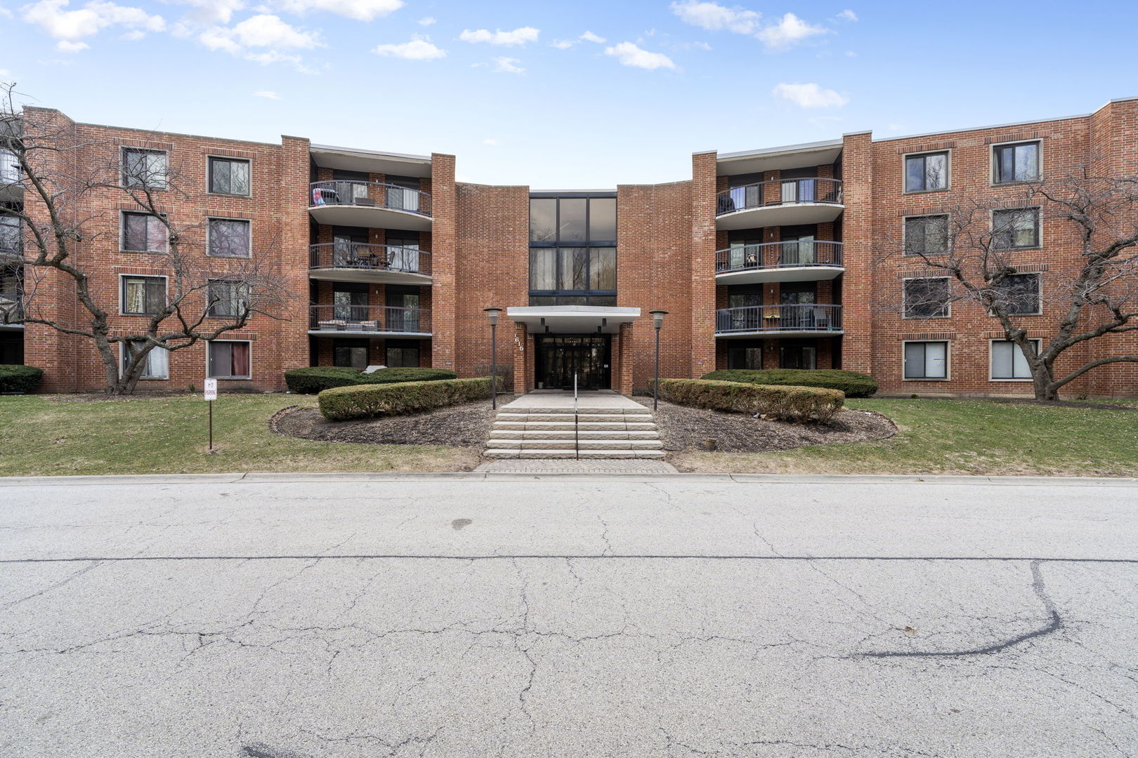 1615 E Central Road 410B