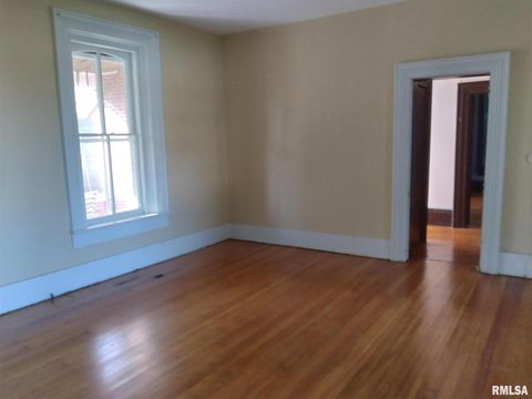 Tiny photo for 1018 8TH Avenue, Fulton, IL 61252 (MLS # QC4247419)