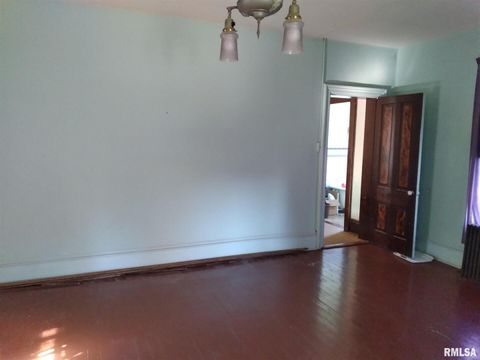 Tiny photo for 1018 8TH Avenue, Fulton, IL 61252 (MLS # QC4247419)