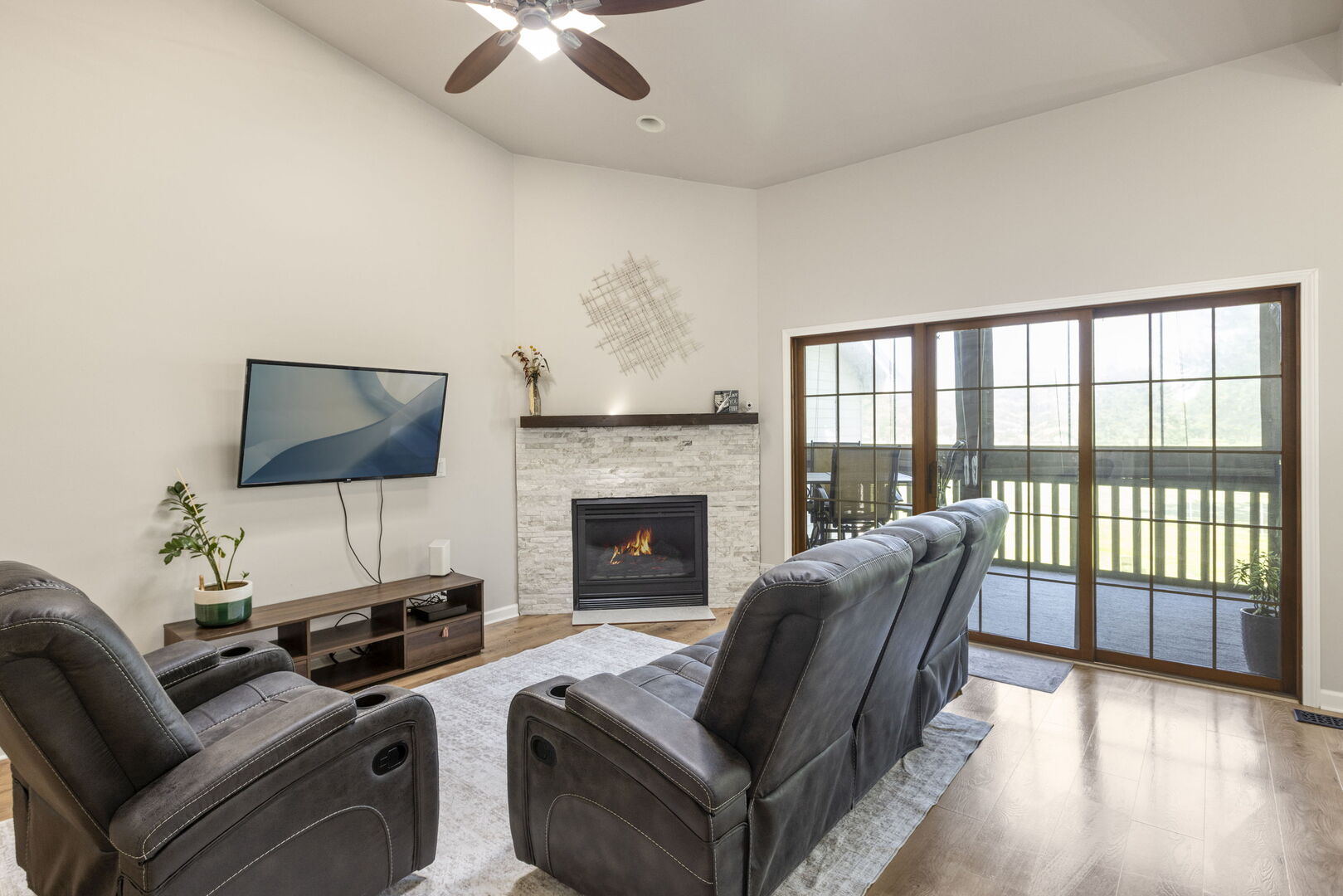 11174 Algonquin Road 11174