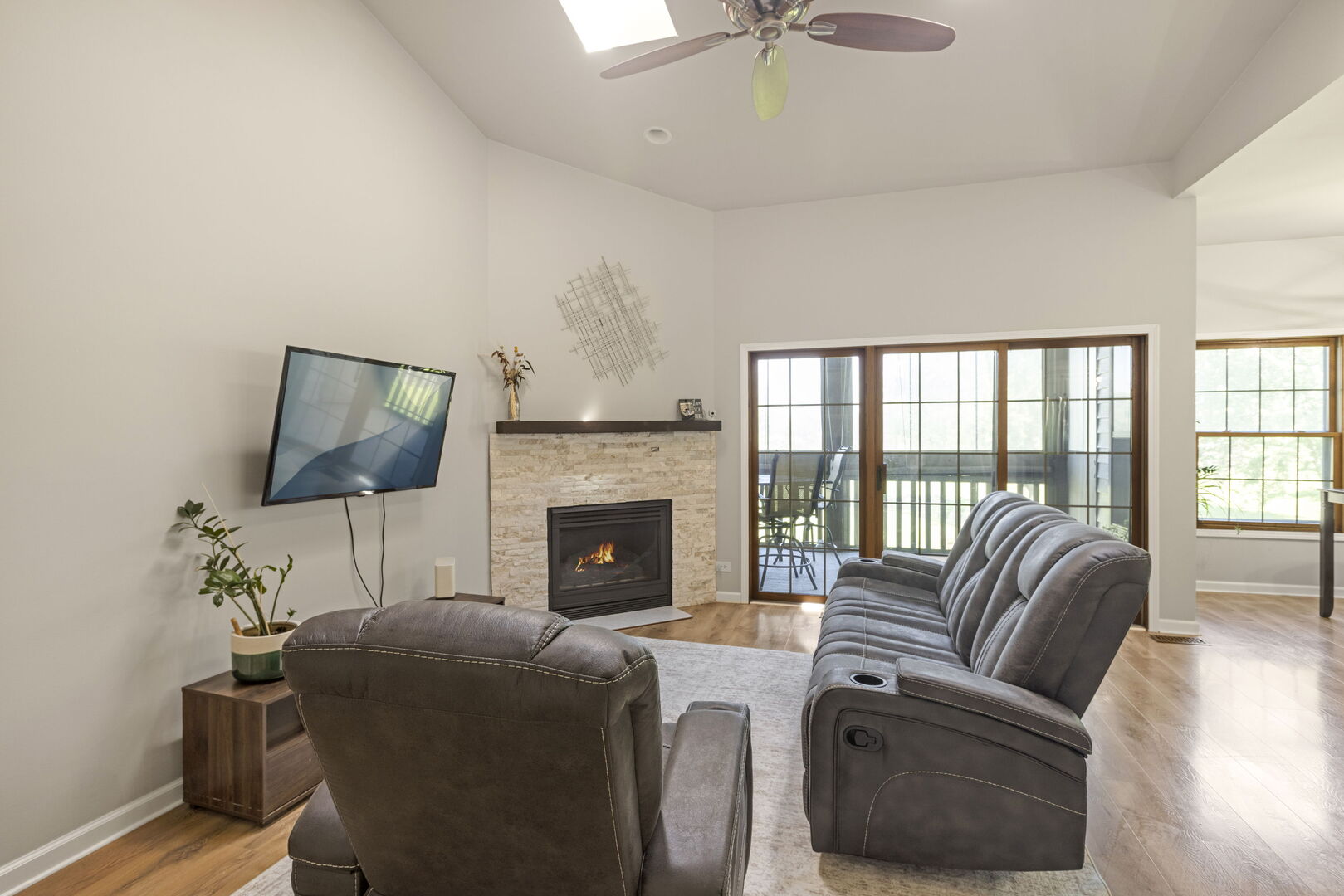 11174 Algonquin Road 11174
