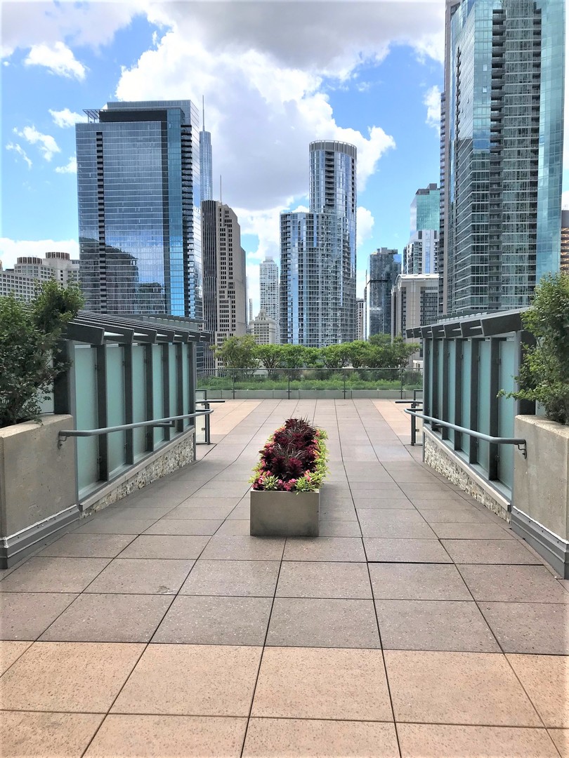 Chicago, Illinois 60611, United States, 1 Bedroom Bedrooms, ,1 BathroomBathrooms,Residential,Active,195562