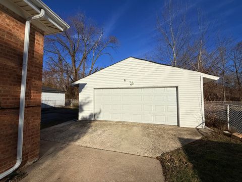 Tiny photo for 15565 Madison Avenue, Dolton, IL 60419 (MLS # 12589014)