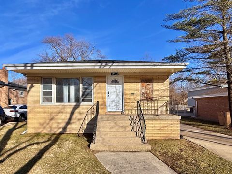 Tiny photo for 15565 Madison Avenue, Dolton, IL 60419 (MLS # 12589014)