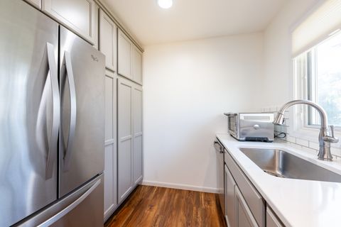 Tiny photo for 602 E Sunnycrest Court, Urbana, IL 61801 (MLS # 12595820)