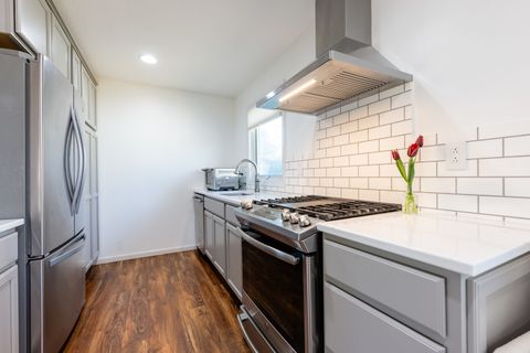 Tiny photo for 602 E Sunnycrest Court, Urbana, IL 61801 (MLS # 12595820)