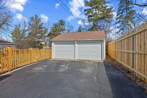 Tiny photo for 914 Central Avenue, Deerfield, IL 60015 (MLS # 12630916)