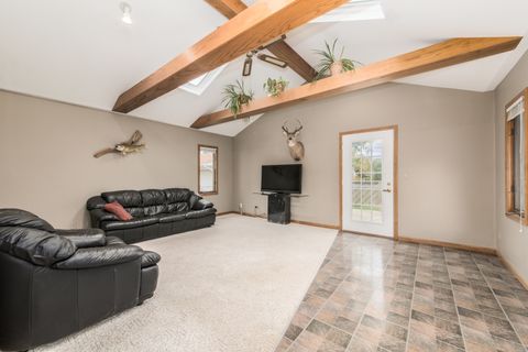 Tiny photo for 626 Oriole Drive, Streamwood, IL 60107 (MLS # 12502550)