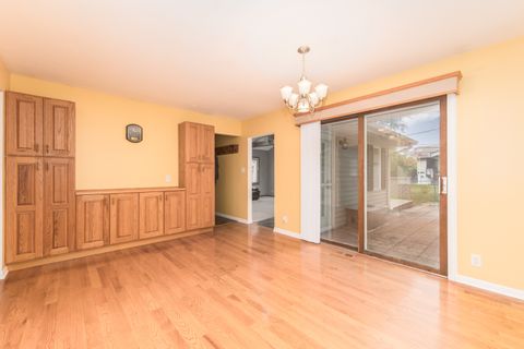 Tiny photo for 626 Oriole Drive, Streamwood, IL 60107 (MLS # 12502550)