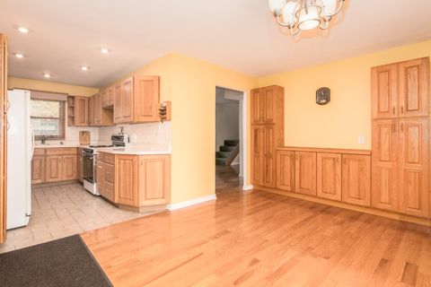 Tiny photo for 626 Oriole Drive, Streamwood, IL 60107 (MLS # 12502550)