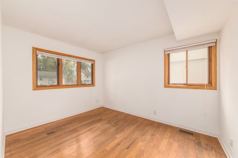 Tiny photo for 626 Oriole Drive, Streamwood, IL 60107 (MLS # 12502550)