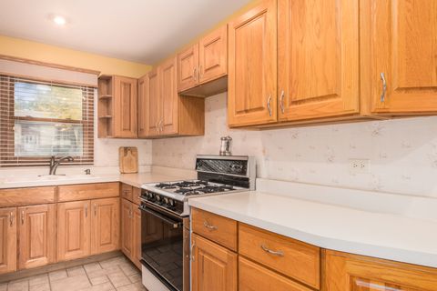 Tiny photo for 626 Oriole Drive, Streamwood, IL 60107 (MLS # 12502550)