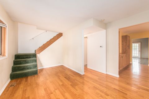 Tiny photo for 626 Oriole Drive, Streamwood, IL 60107 (MLS # 12502550)