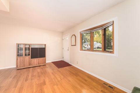 Tiny photo for 626 Oriole Drive, Streamwood, IL 60107 (MLS # 12502550)