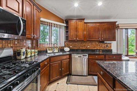 Tiny photo for 80 Maryview Parkway, Matteson, IL 60443 (MLS # 12723042)