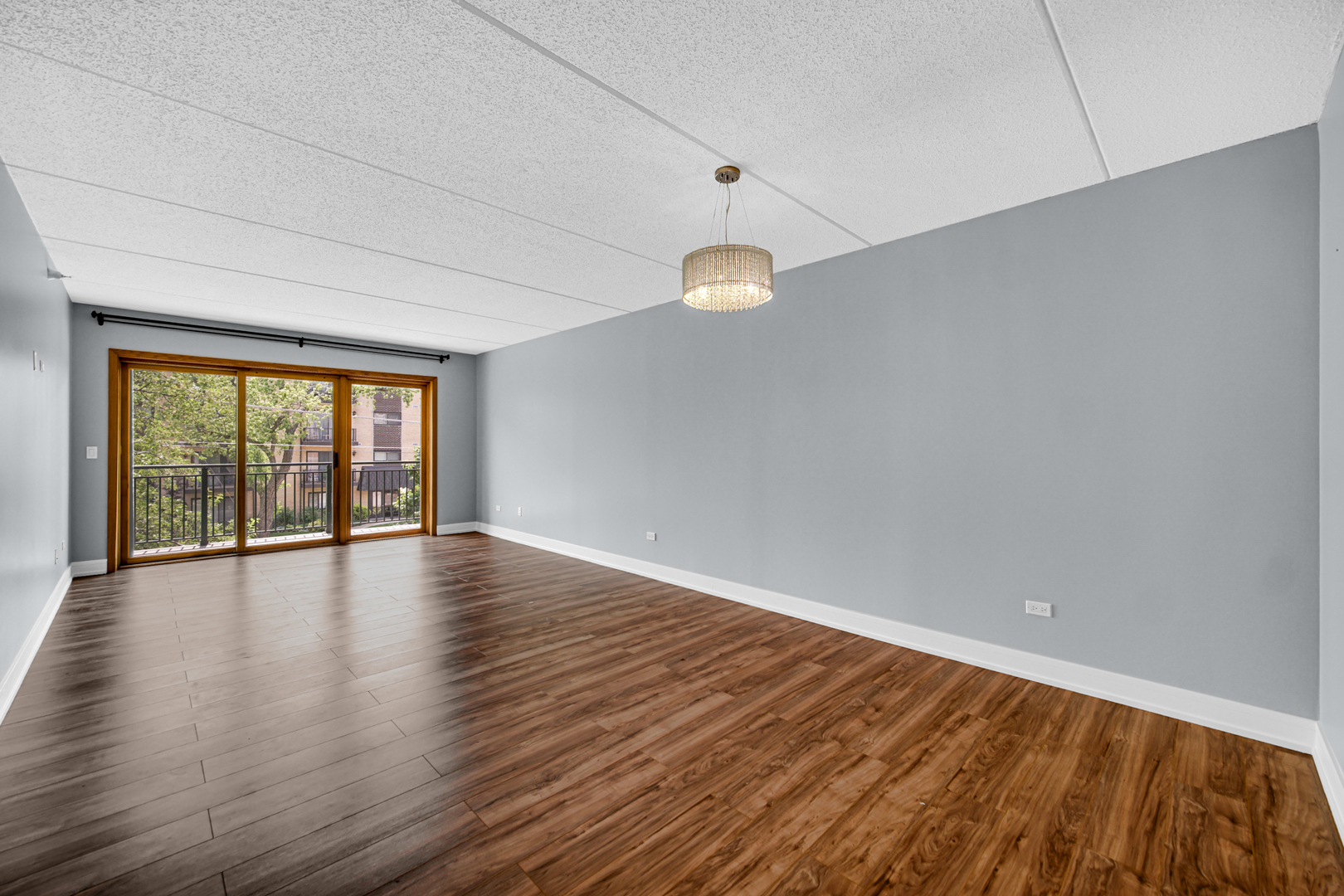 1636 Ashland Avenue 209