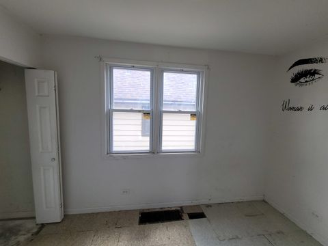 Tiny photo for 303 W 153rd Place, Calumet City, IL 60409 (MLS # 12521997)