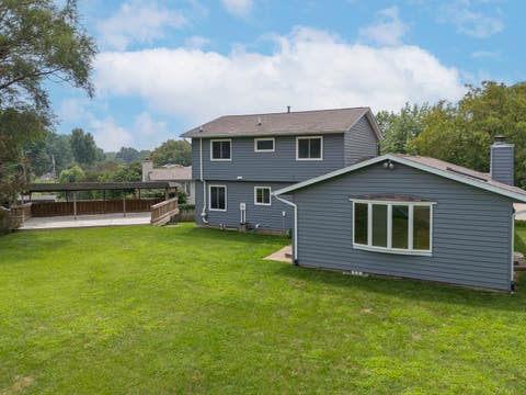 Tiny photo for 2604 E 34th Street Court, Davenport, IA 52807 (MLS # 12627160)