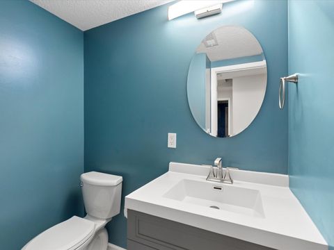 Tiny photo for 2604 E 34th Street Court, Davenport, IA 52807 (MLS # 12627160)