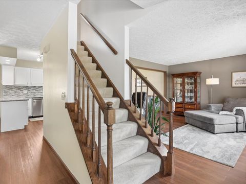 Tiny photo for 2604 E 34th Street Court, Davenport, IA 52807 (MLS # 12627160)