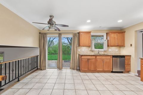 Tiny photo for 1005 Madiera Drive, Shorewood, IL 60404 (MLS # 12616851)