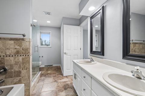 Tiny photo for 1005 Madiera Drive, Shorewood, IL 60404 (MLS # 12616851)