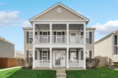 Photo of 1653 Victoria Park Circle, Aurora, IL 60504 (MLS # 12519652)