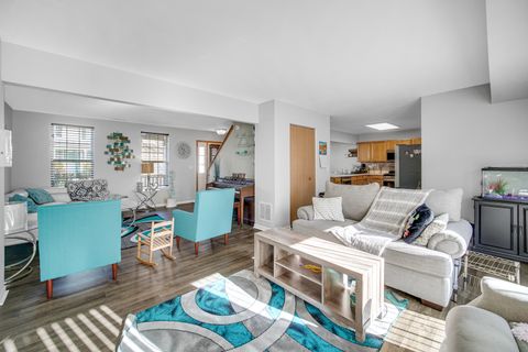 Tiny photo for 1653 Victoria Park Circle, Aurora, IL 60504 (MLS # 12519652)