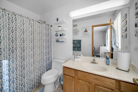 Tiny photo for 1653 Victoria Park Circle, Aurora, IL 60504 (MLS # 12519652)