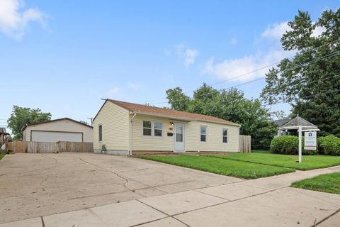 Tiny photo for 401 Kenyon Avenue, Romeoville, IL 60446 (MLS # 12687414)